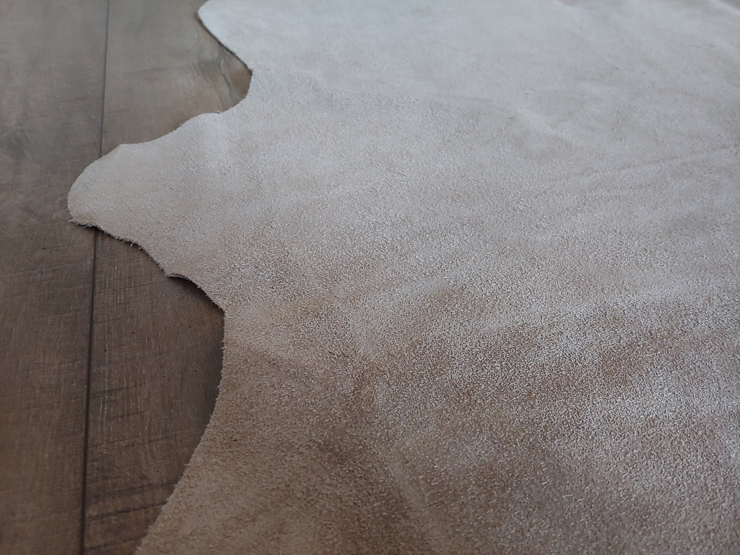 Natural Suede Rug Camel 1.50 x 2.00 m